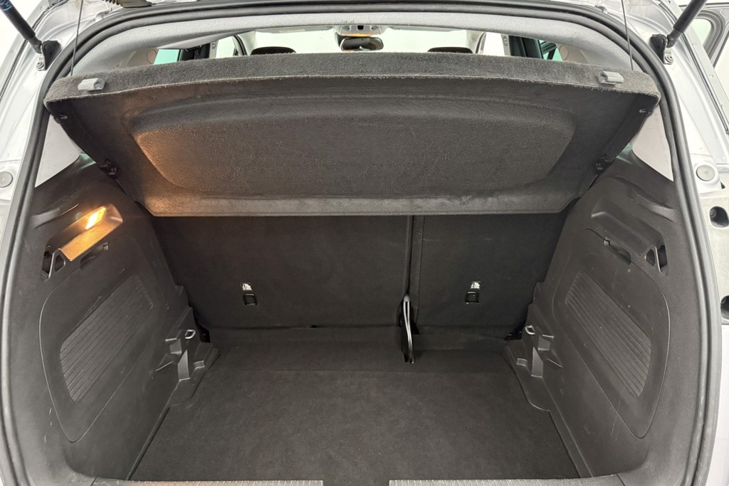 Vauxhall Crossland Gs Line Manual Diesel SUV - Stock Number (1539931) - 17th supplementary image