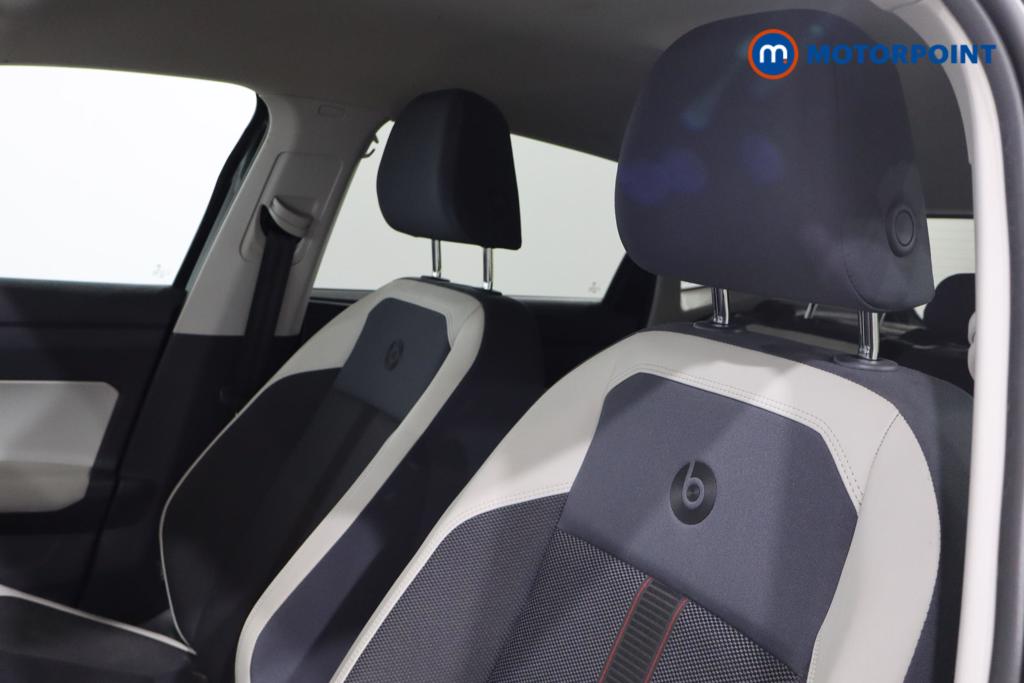 Volkswagen Polo Beats Manual Petrol Hatchback - Stock Number (1540073) - 21st supplementary image