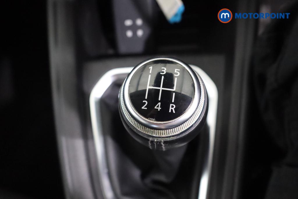 Renault Clio Iconic Manual Petrol Hatchback - Stock Number (1540438) - 4th supplementary image