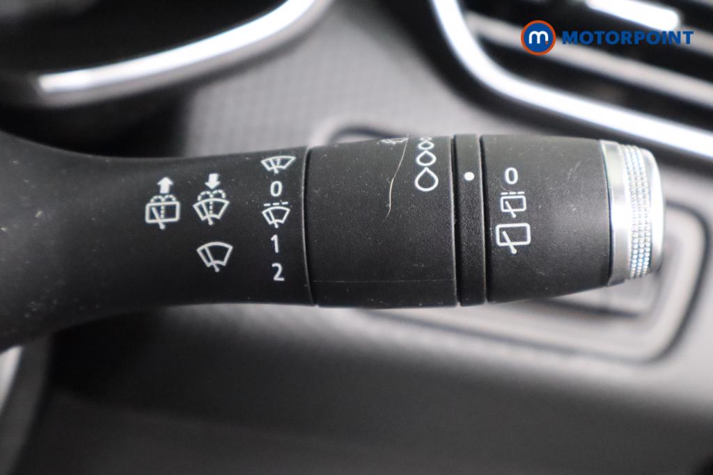Renault Clio Iconic Manual Petrol Hatchback - Stock Number (1540438) - 10th supplementary image