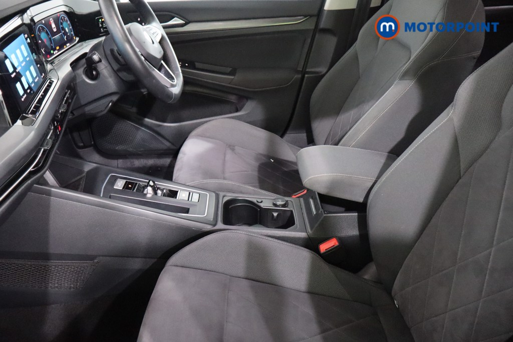 Volkswagen Golf Style Automatic Diesel Hatchback - Stock Number (1541421) - 4th supplementary image