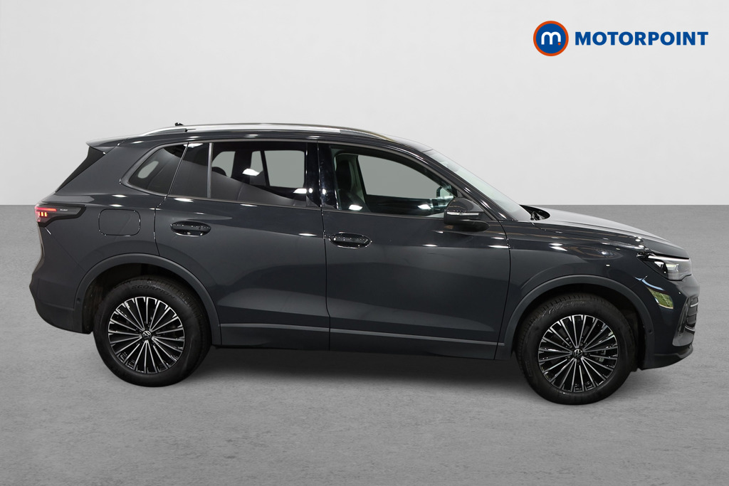 Volkswagen Tiguan Match Automatic Petrol Plug-In Hybrid SUV - Stock Number (1542692) - Drivers side