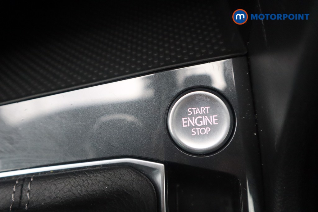 Volkswagen Tiguan R-Line Automatic Petrol SUV - Stock Number (1543293) - 10th supplementary image