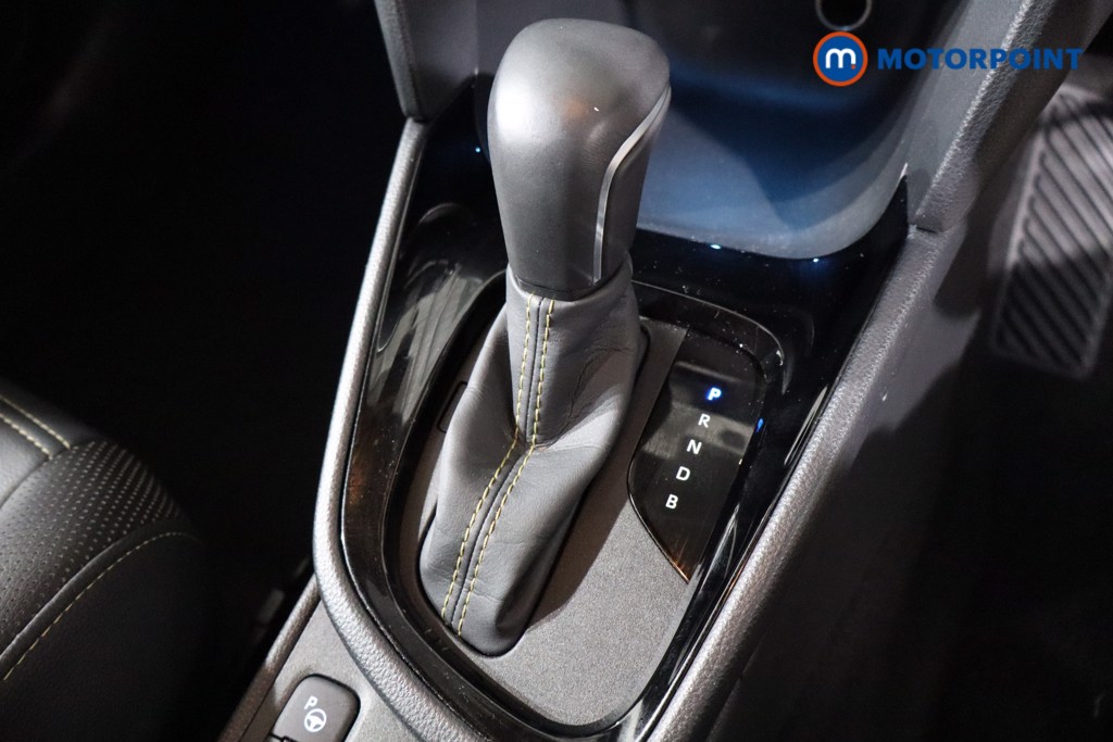 Toyota Yaris Cross Premiere Edition Automatic Petrol-Electric Hybrid Estate - Stock Number (1543604) - 19th supplementary image