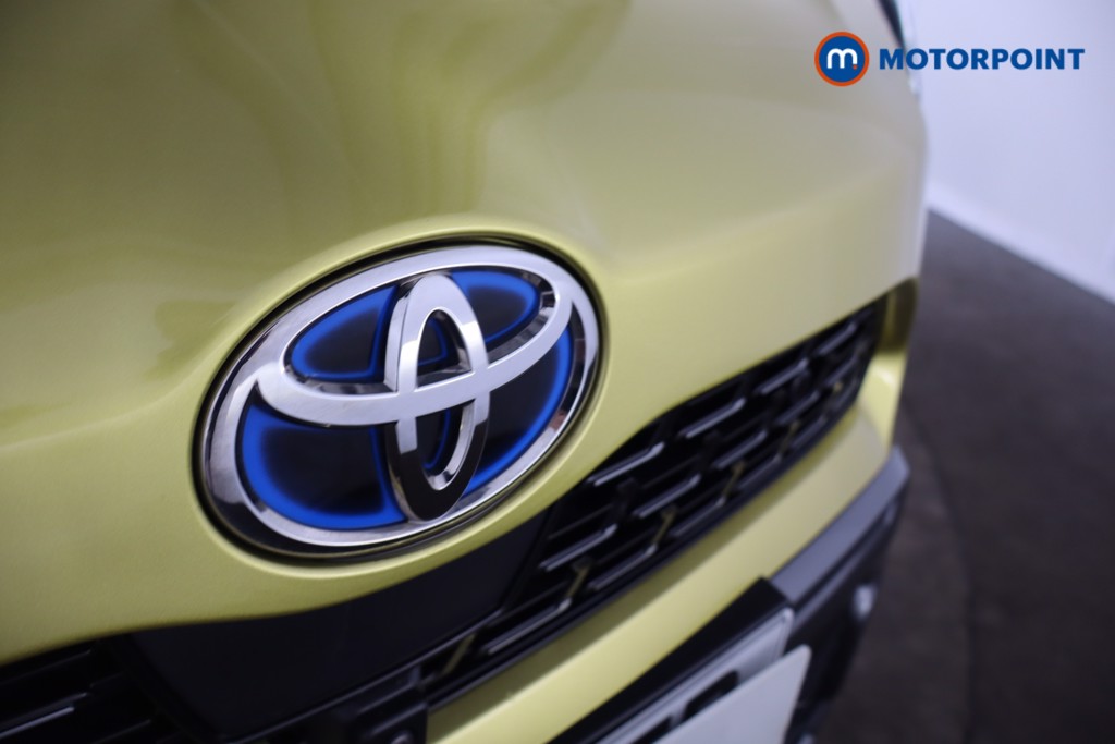 Toyota Yaris Cross Premiere Edition Automatic Petrol-Electric Hybrid Estate - Stock Number (1543604) - 24th supplementary image