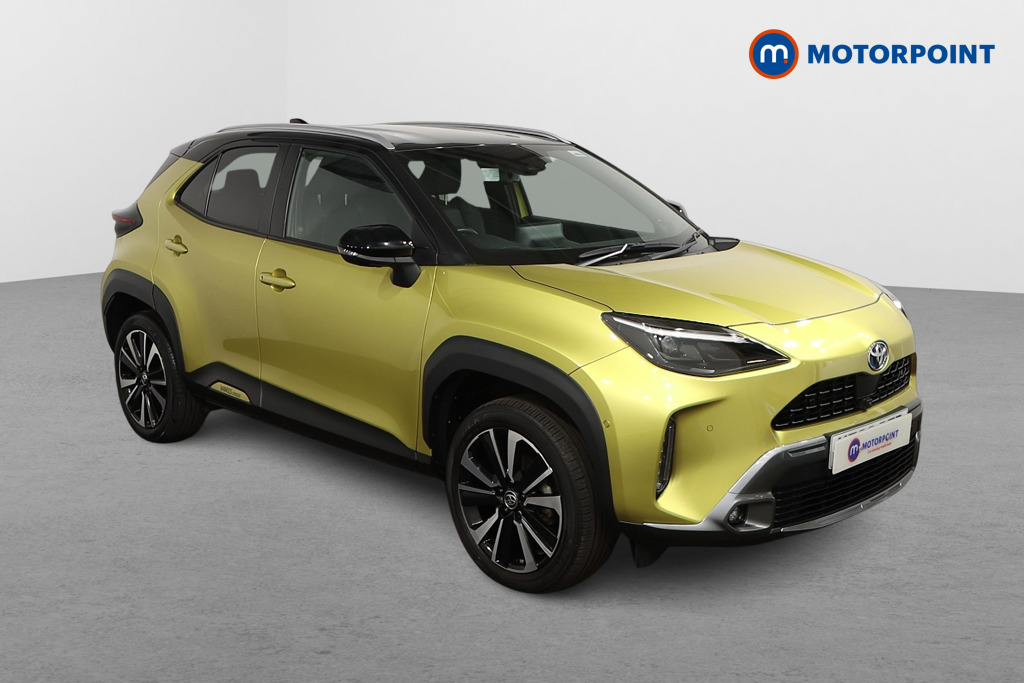 Toyota Yaris Cross Premiere Edition Automatic Petrol-Electric Hybrid Estate - Stock Number (1543604) - Drivers side front corner