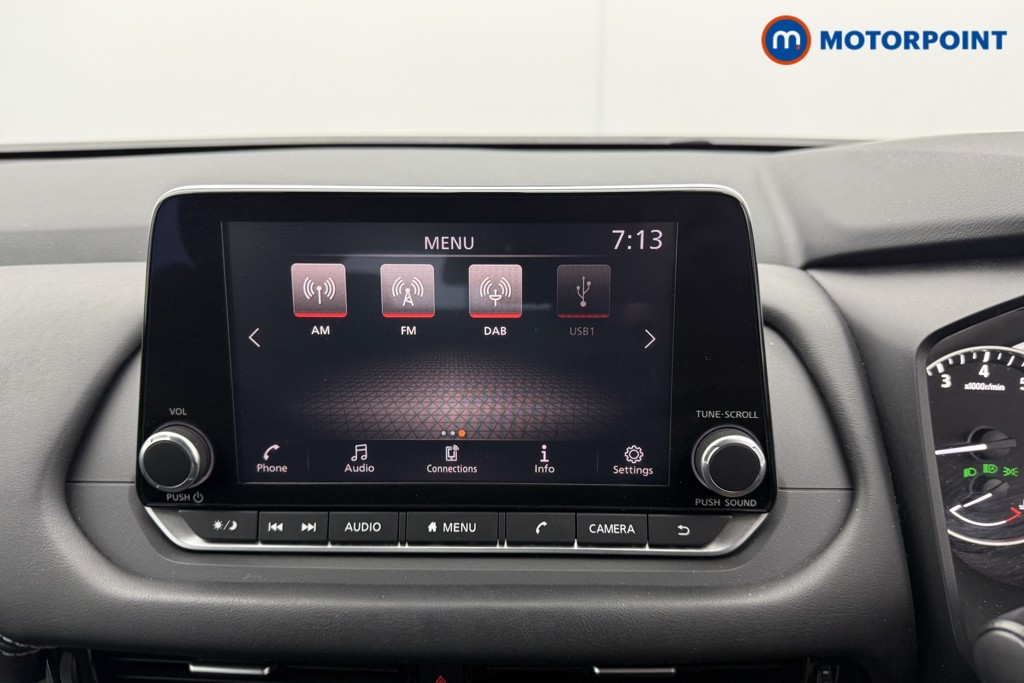 Nissan Qashqai Acenta Premium Automatic Petrol SUV - Stock Number (1543706) - 7th supplementary image