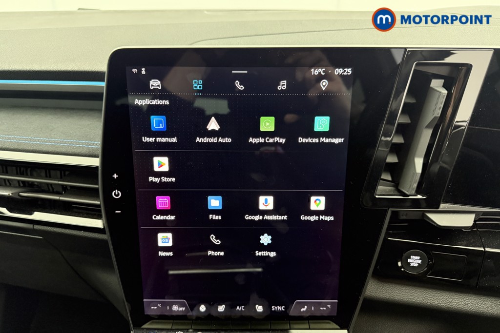Renault Austral Techno Esprit Alpine Automatic Petrol-Electric Hybrid SUV - Stock Number (1543849) - 9th supplementary image