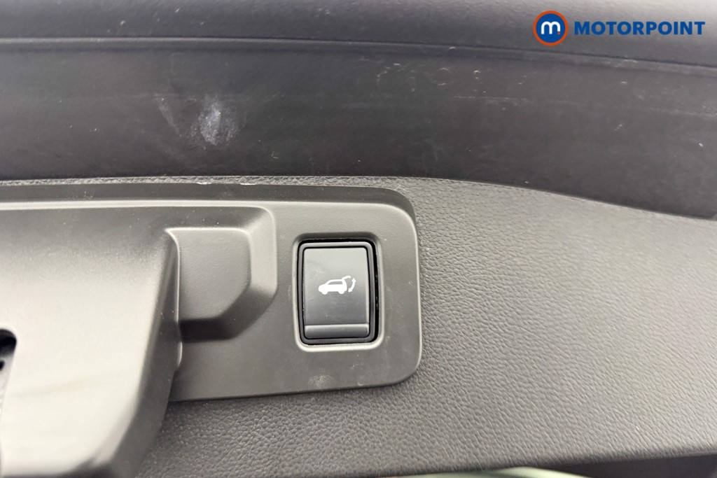 Renault Austral Techno Esprit Alpine Automatic Petrol-Electric Hybrid SUV - Stock Number (1543849) - 24th supplementary image
