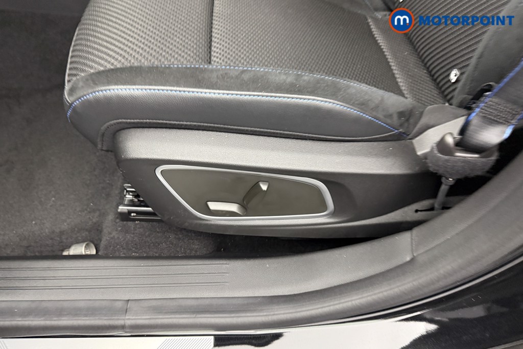 Renault Austral Techno Esprit Alpine Automatic Petrol-Electric Hybrid SUV - Stock Number (1543849) - 26th supplementary image