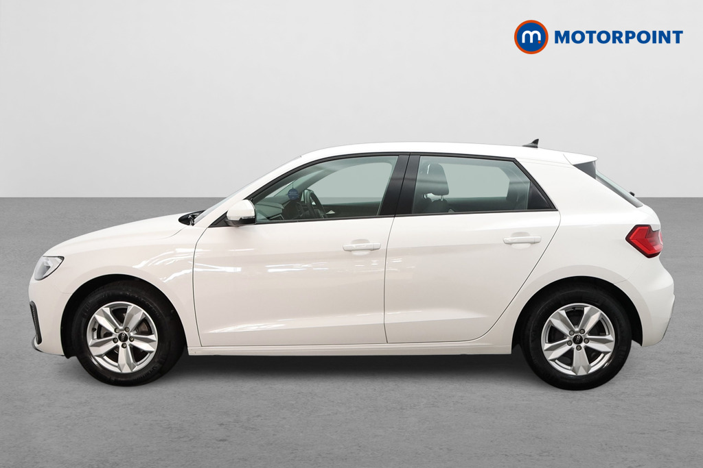 Audi A1 Technik Manual Petrol Hatchback - Stock Number (1544356) - Passenger side