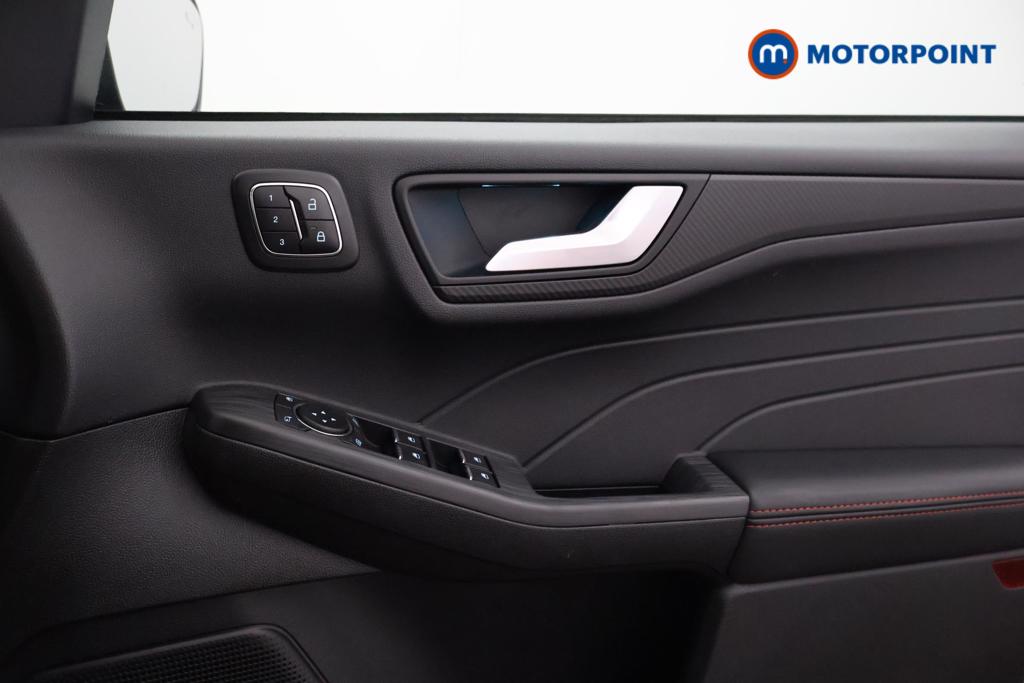 Ford Kuga St-Line X Automatic Petrol Plug-In Hybrid SUV - Stock Number (1544583) - 9th supplementary image