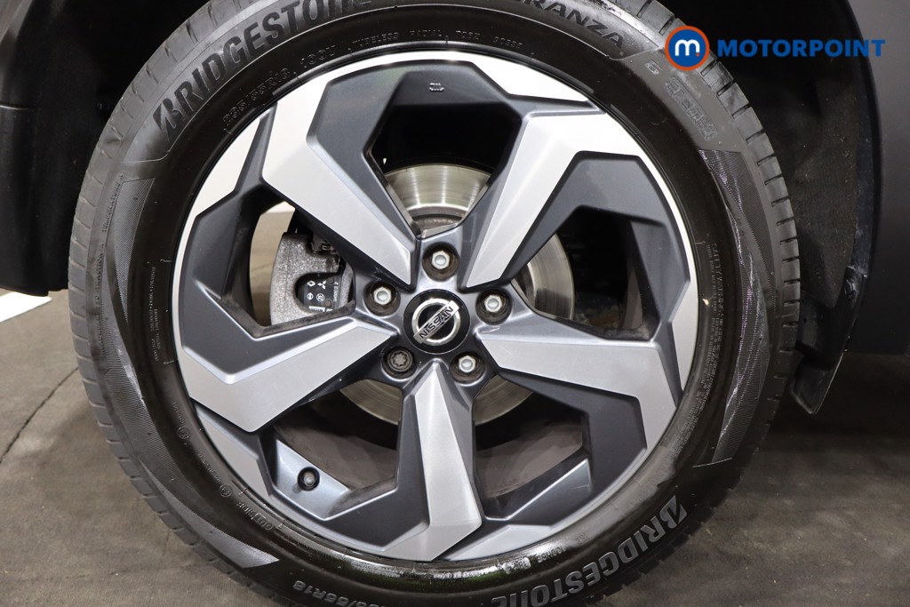 Nissan Qashqai N-Connecta Manual Petrol SUV - Stock Number (1544689) - 12th supplementary image