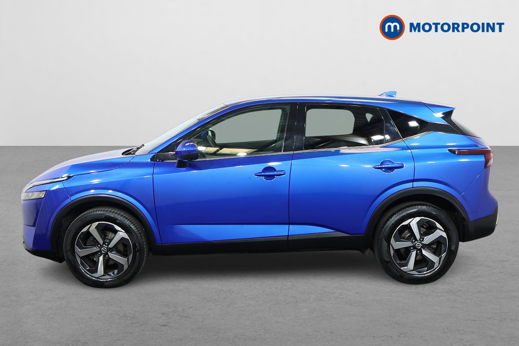 Nissan Qashqai N-Connecta Manual Petrol SUV - Stock Number (1544689) - Passenger side