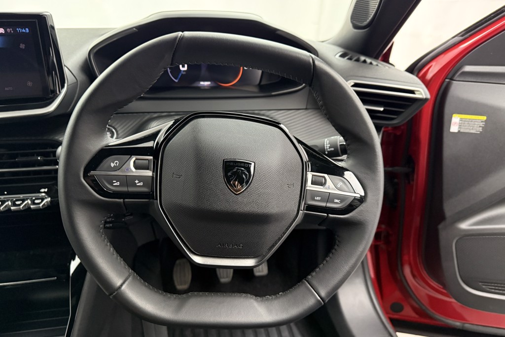 Peugeot 2008 Allure Manual Petrol SUV - Stock Number (1544945) - 2nd supplementary image