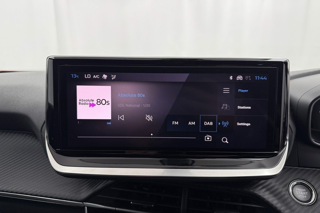Peugeot 2008 Allure Manual Petrol SUV - Stock Number (1544945) - 8th supplementary image