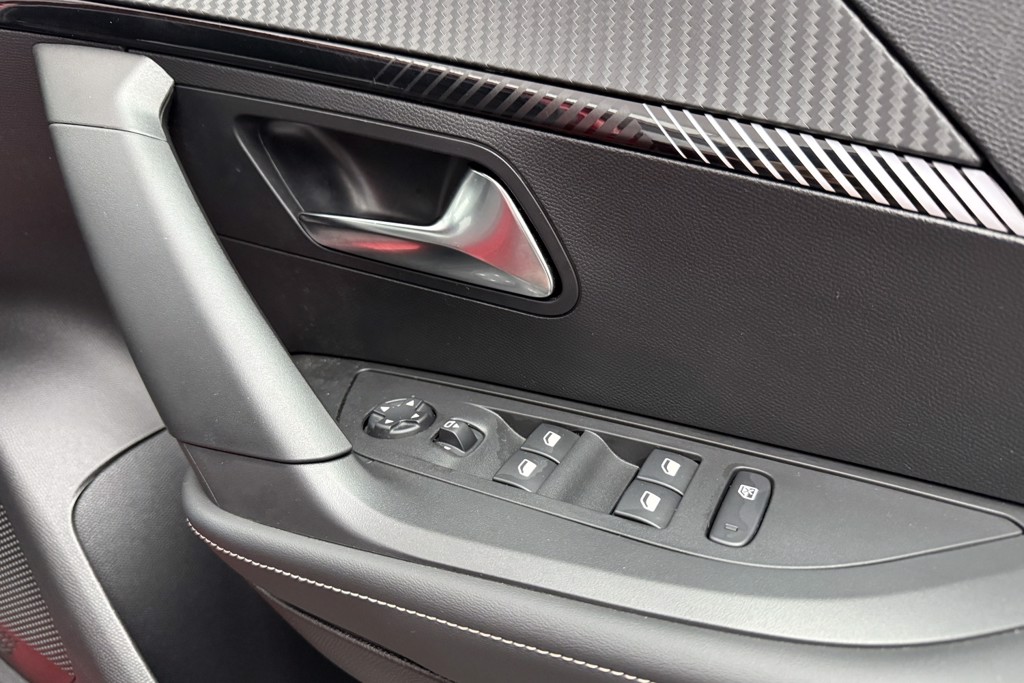 Peugeot 2008 Allure Manual Petrol SUV - Stock Number (1544945) - 13th supplementary image