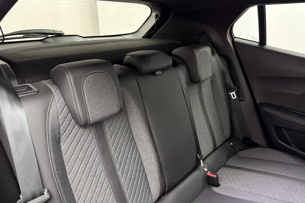 Peugeot 2008 Allure Manual Petrol SUV - Stock Number (1544945) - 16th supplementary image