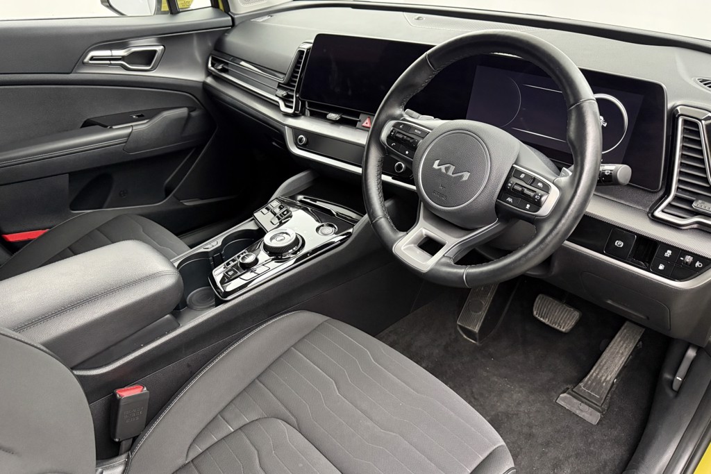 KIA Sportage 3 Automatic Petrol Plug-In Hybrid SUV - Stock Number (1544972) - 1st supplementary image