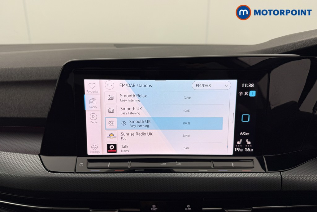 Volkswagen Golf Active Manual Petrol Hatchback - Stock Number (1544992) - 6th supplementary image