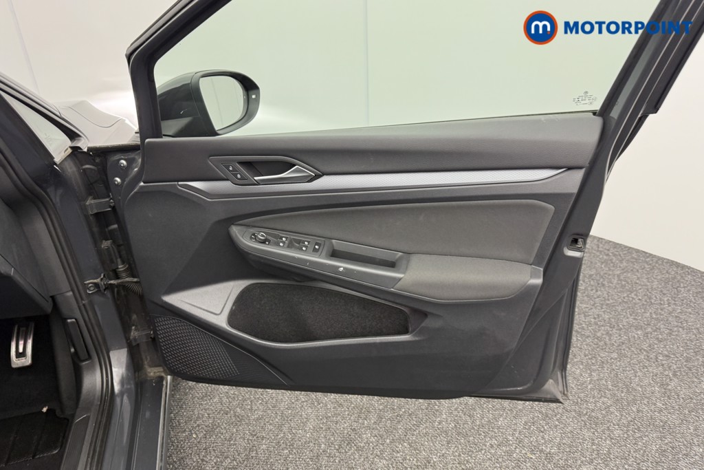 Volkswagen Golf Active Manual Petrol Hatchback - Stock Number (1544992) - 18th supplementary image
