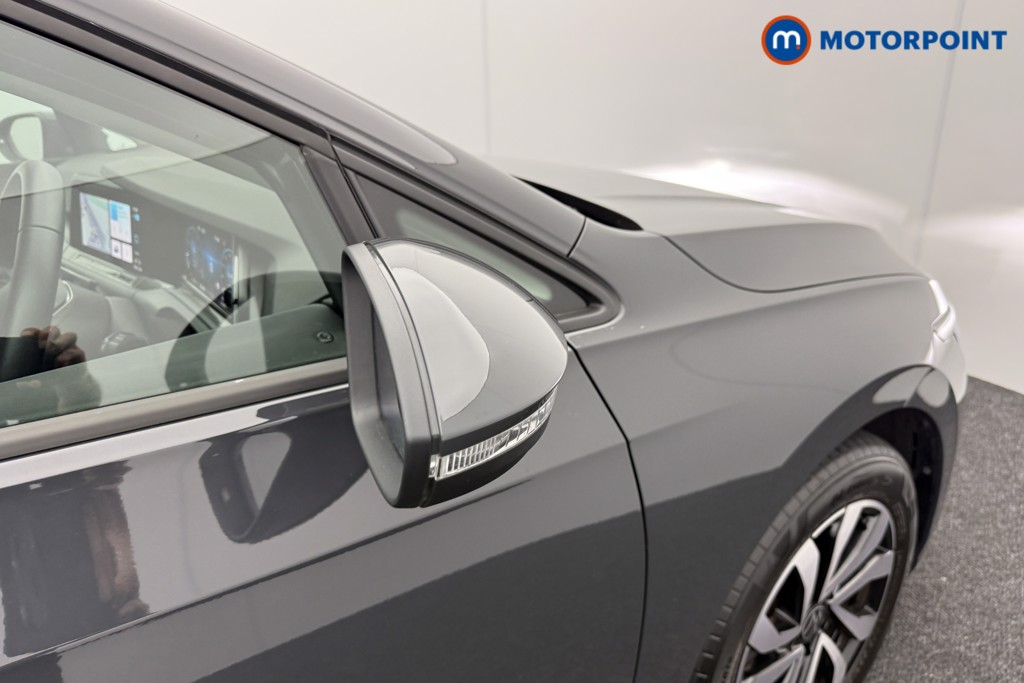 Volkswagen Golf Active Manual Petrol Hatchback - Stock Number (1544992) - 19th supplementary image