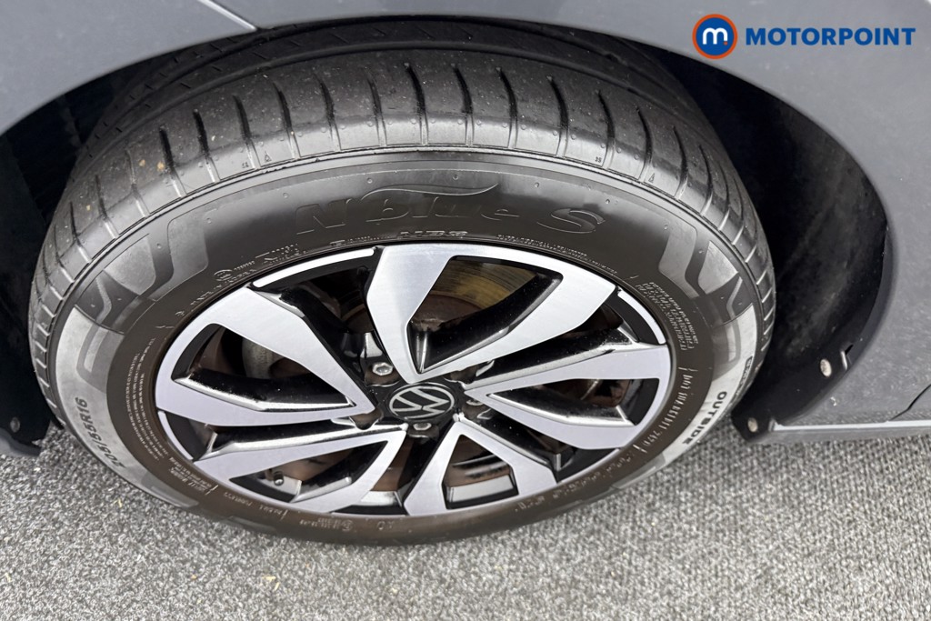 Volkswagen Golf Active Manual Petrol Hatchback - Stock Number (1544992) - 29th supplementary image