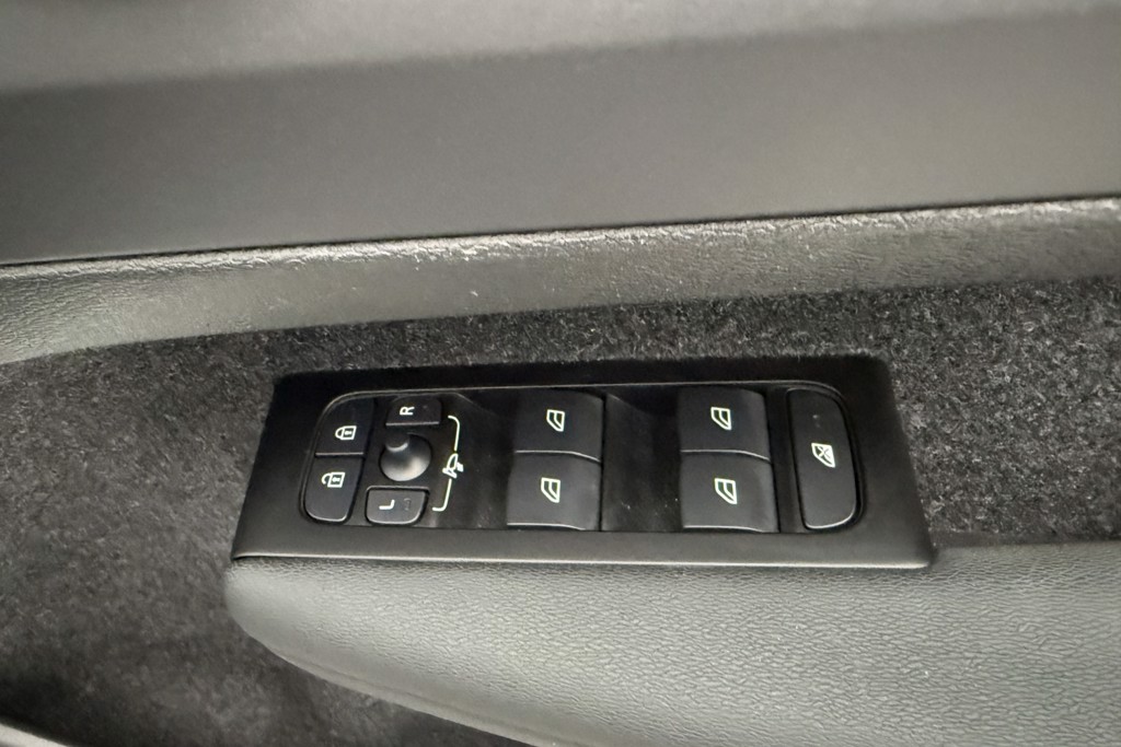 Volvo Xc40 Inscription Automatic Petrol Plug-In Hybrid SUV - Stock Number (1544998) - 12th supplementary image