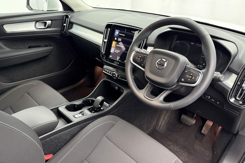 Volvo Xc40 Inscription Automatic Petrol Plug-In Hybrid SUV - Stock Number (1544998) - 1st supplementary image