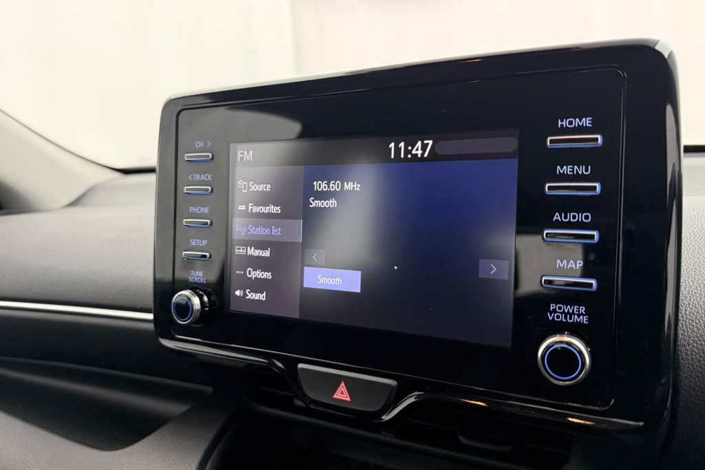 Toyota Yaris Icon Automatic Petrol-Electric Hybrid Hatchback - Stock Number (1545015) - 7th supplementary image