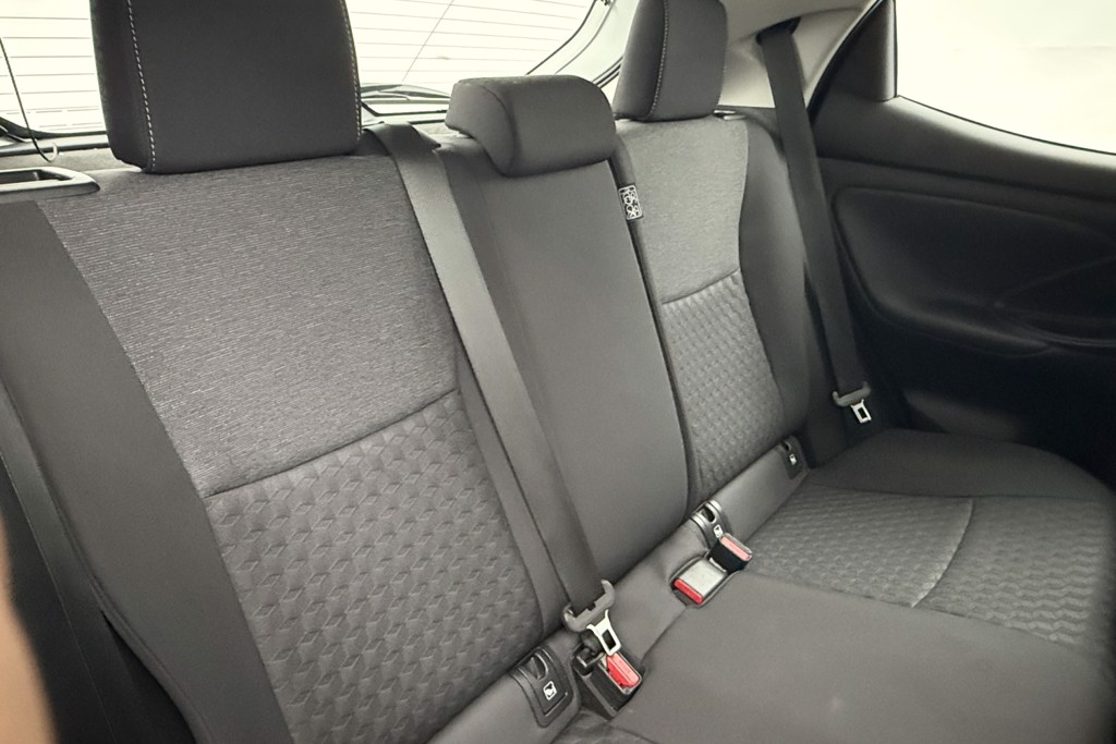 Toyota Yaris Icon Automatic Petrol-Electric Hybrid Hatchback - Stock Number (1545015) - 14th supplementary image