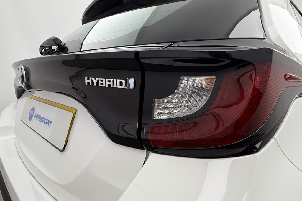 Toyota Yaris Icon Automatic Petrol-Electric Hybrid Hatchback - Stock Number (1545015) - 16th supplementary image