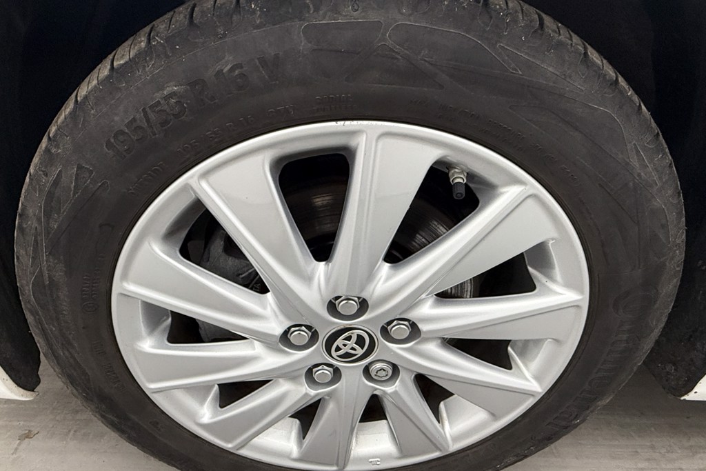 Toyota Yaris Icon Automatic Petrol-Electric Hybrid Hatchback - Stock Number (1545015) - 20th supplementary image