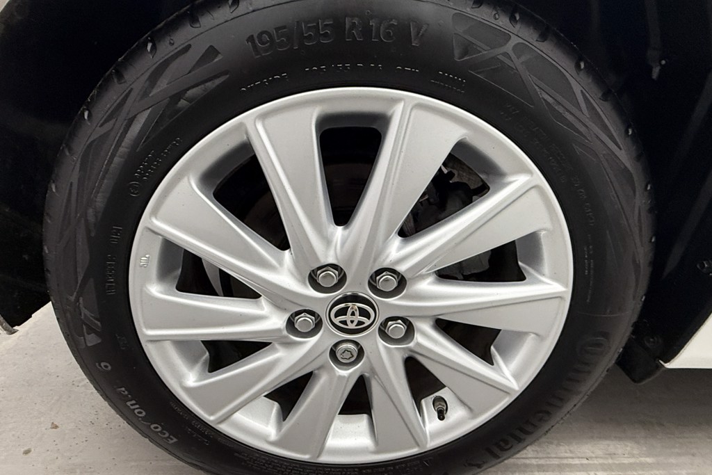 Toyota Yaris Icon Automatic Petrol-Electric Hybrid Hatchback - Stock Number (1545015) - 22nd supplementary image