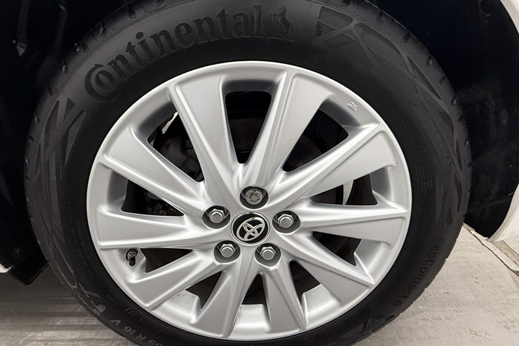 Toyota Yaris Icon Automatic Petrol-Electric Hybrid Hatchback - Stock Number (1545015) - 23rd supplementary image