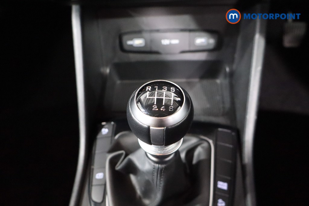 Hyundai Tucson Se Connect Manual Petrol SUV - Stock Number (1545079) - 17th supplementary image