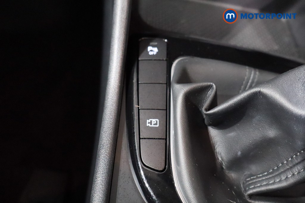 Hyundai Tucson Se Connect Manual Petrol SUV - Stock Number (1545079) - 19th supplementary image