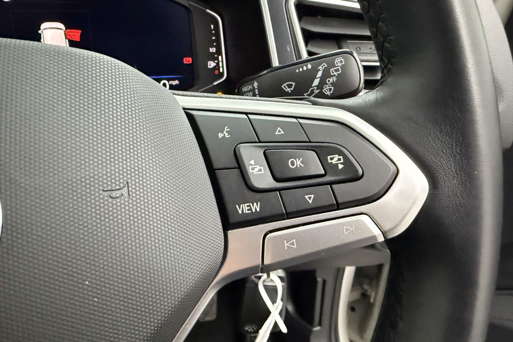 Volkswagen T-Roc Style Automatic Petrol SUV - Stock Number (1545285) - 9th supplementary image