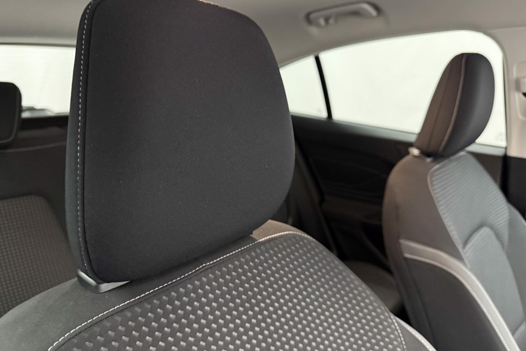 Ford Focus Zetec Manual Petrol Hatchback - Stock Number (1545290) - 11th supplementary image