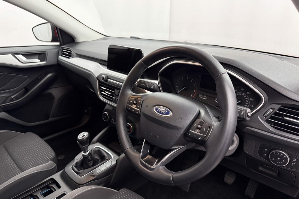 Ford Focus Zetec Manual Petrol Hatchback - Stock Number (1545290) - 1st supplementary image