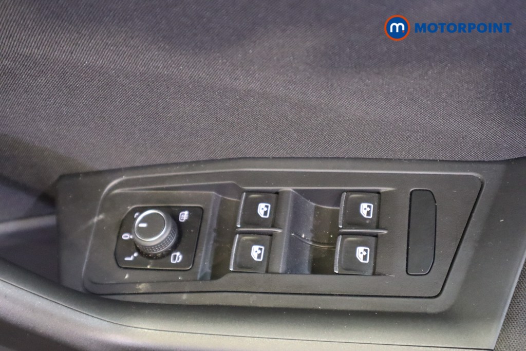 Volkswagen T-Roc Active Manual Petrol Convertible - Stock Number (1545303) - 13th supplementary image