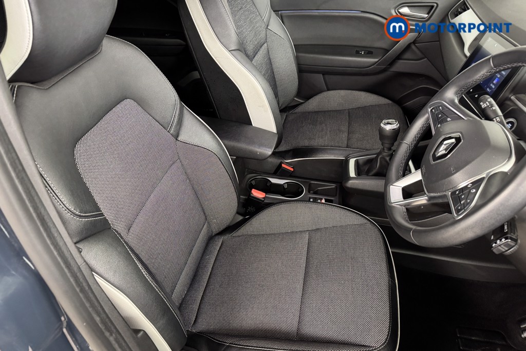 Renault Captur Se Edition Manual Petrol SUV - Stock Number (1545484) - 5th supplementary image