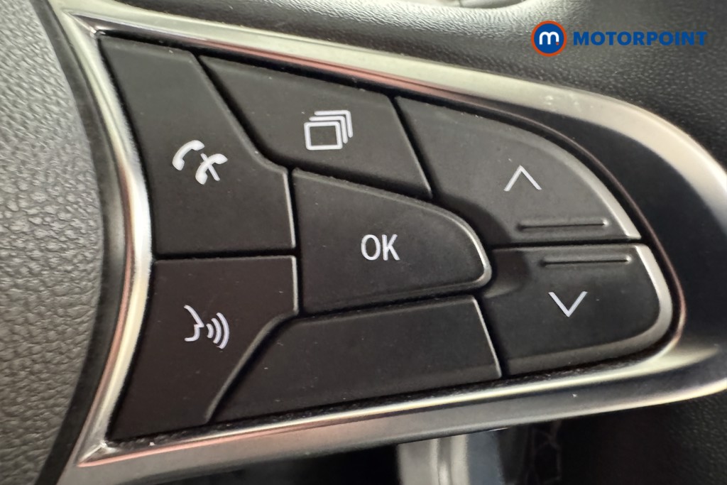 Renault Captur Se Edition Manual Petrol SUV - Stock Number (1545484) - 14th supplementary image