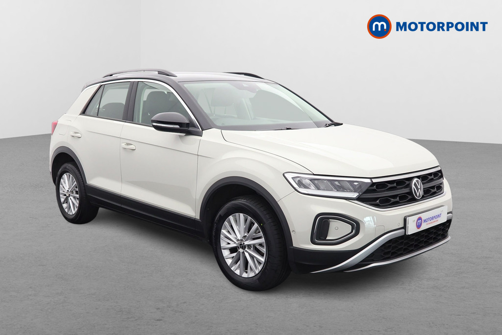 Volkswagen T-Roc Life Automatic Petrol SUV - Stock Number (1545878) - Drivers side front corner