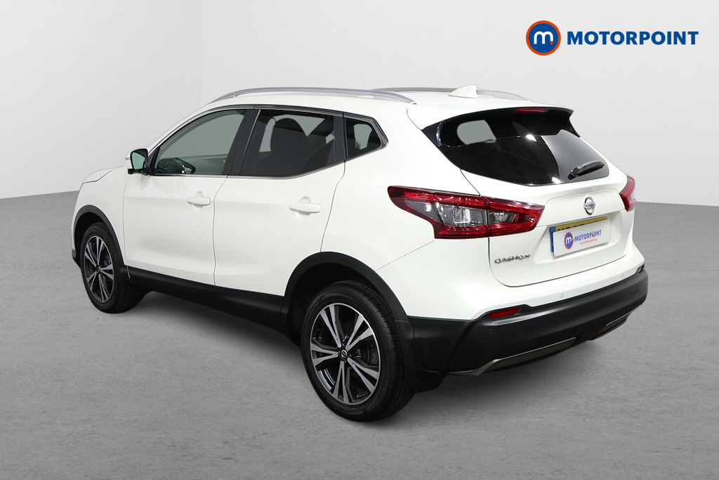 Nissan Qashqai N-Connecta Automatic Petrol SUV - Stock Number (1546210) - Passenger side rear corner