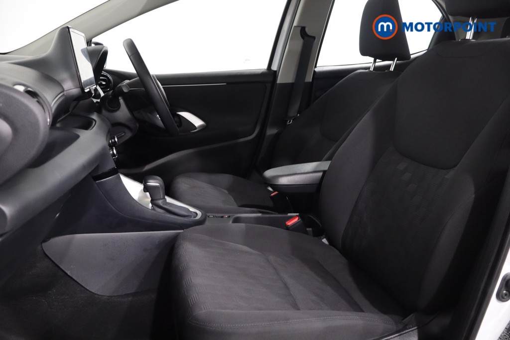 Toyota Yaris Icon Automatic Petrol-Electric Hybrid Hatchback - Stock Number (1546270) - 4th supplementary image