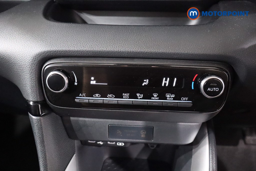 Toyota Yaris Icon Automatic Petrol-Electric Hybrid Hatchback - Stock Number (1546270) - 15th supplementary image