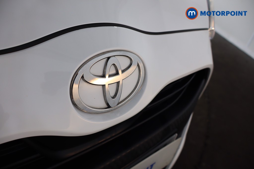 Toyota Yaris Icon Automatic Petrol-Electric Hybrid Hatchback - Stock Number (1546270) - 20th supplementary image