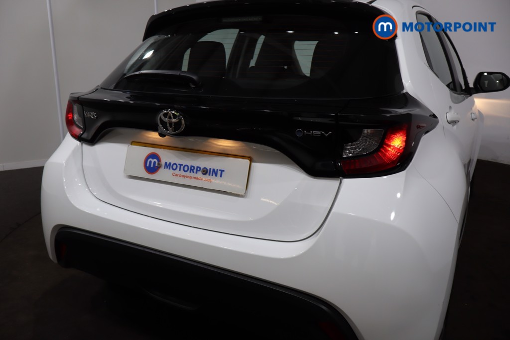 Toyota Yaris Icon Automatic Petrol-Electric Hybrid Hatchback - Stock Number (1546270) - 28th supplementary image