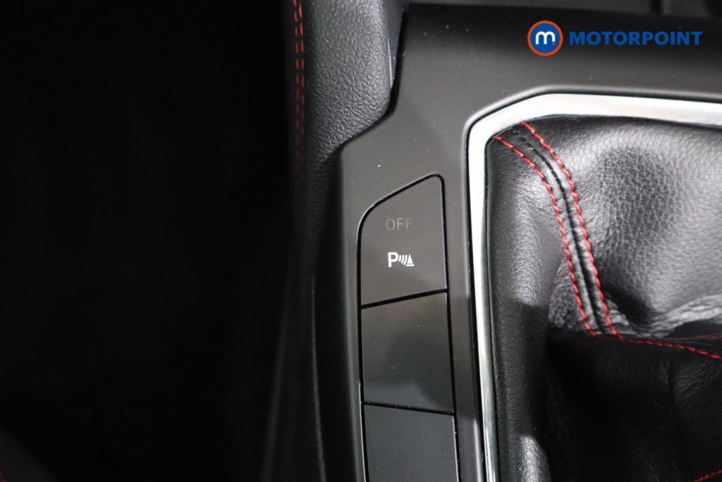 Ford Kuga St-Line X Manual Diesel SUV - Stock Number (1546322) - 7th supplementary image